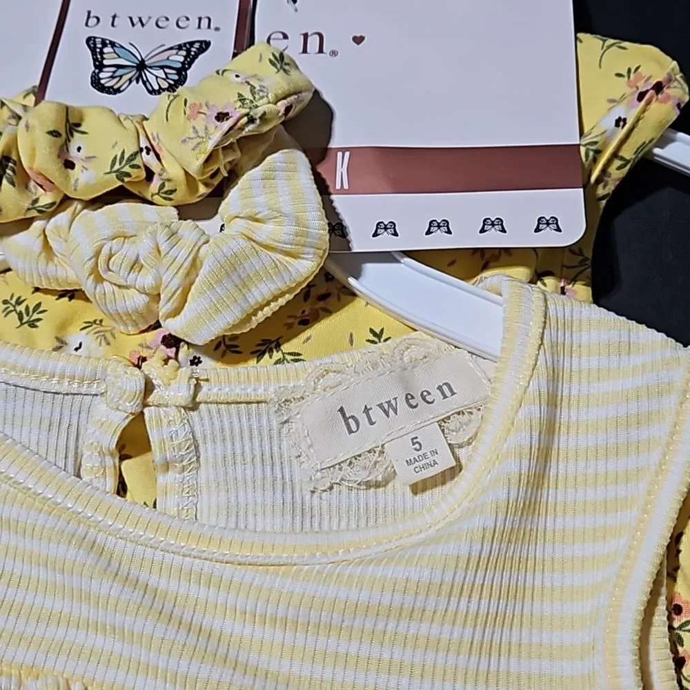 BTween Girls 4 piece Spring Set Size 5T - Picture 3 of 4